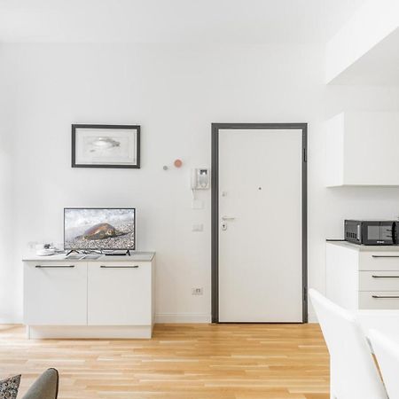 Easylife - Stile E Comfort A Due Passi Da Centrale 밀라노 외부 사진
